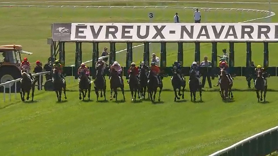 L'Aziza des Places pátá v listed proutkách v Auteuil, Agnesi třetí v Évreux