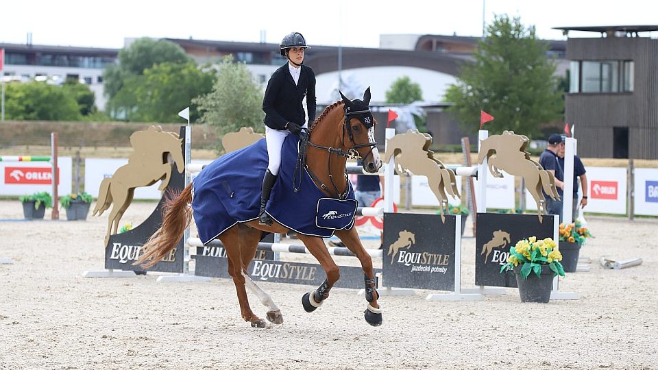 Natálie Kovářová v neděli vyhrála finále Silver Tour při CSIO3* v Šamoríně