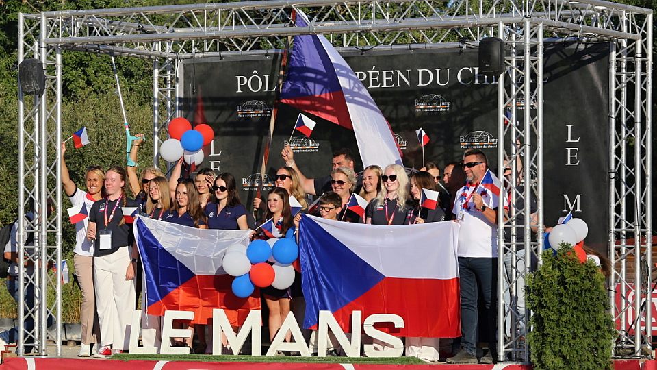 Obrazem: V Le Mans startuje ME pony a ve voltiži juniorů a mladých jezdců