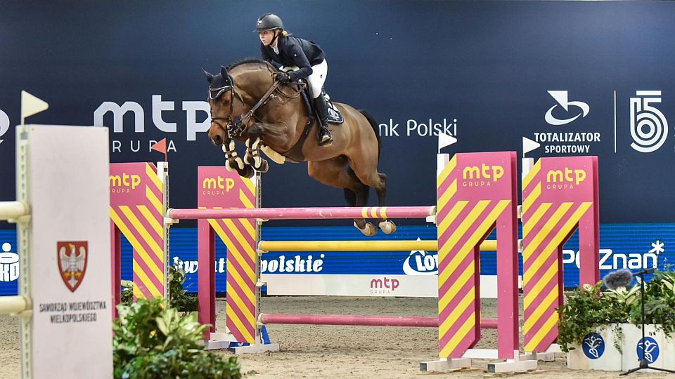 CSI Zielona Góra: Tomanová zahájila třemi pátečními čistými jízdami