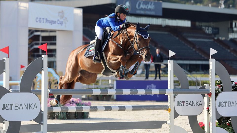 Sobotní CSI1* v Chuchli uzavřela vítězstvím Cholakova. Malák byl druhý